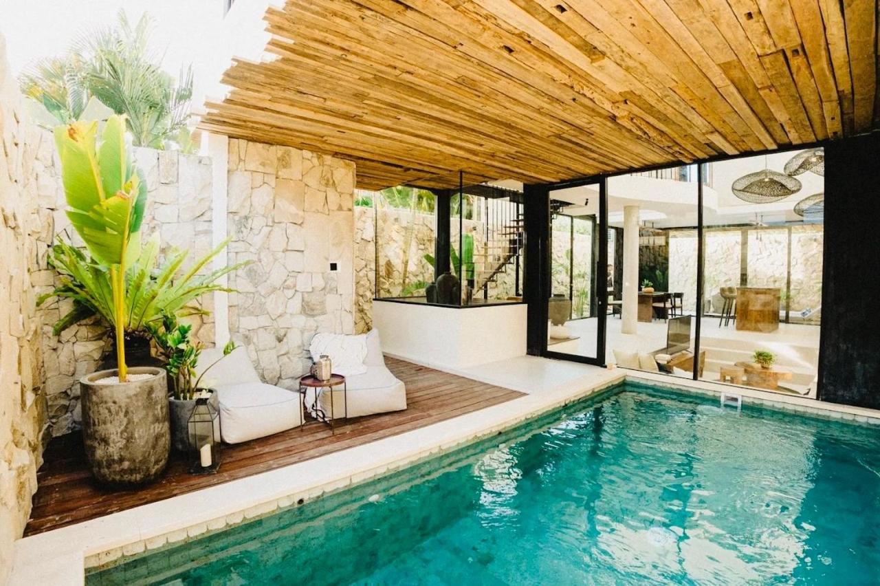 Villa KHAYA Seminyak Stylish 2-Bedroom Villa Just 900m from the Beach - Ferienwohnung Banjar Badung