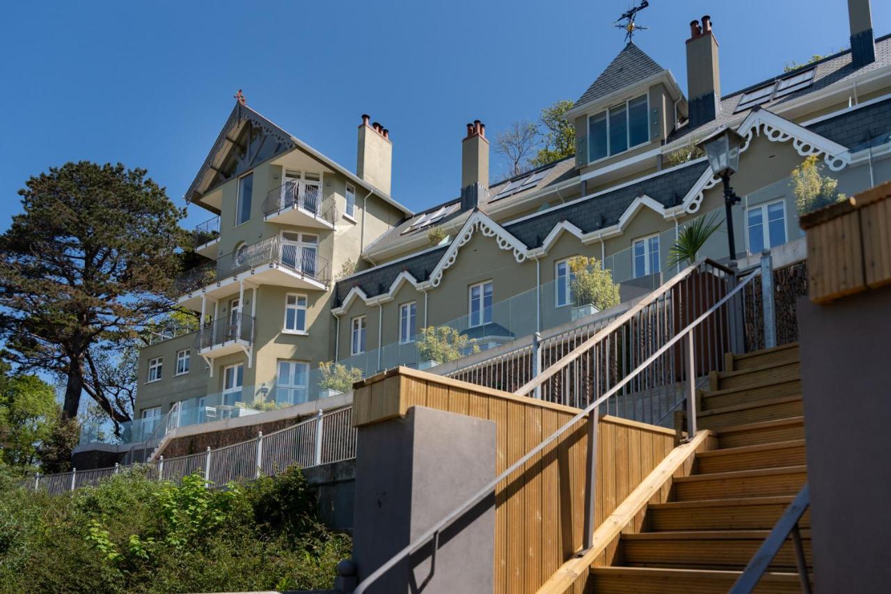 Watchtower Reach, Sea Views, Spacious Terrace, Sleeps 6, Parking - B&B Lynmouth