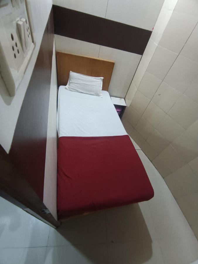 Single Room with Shared Shower and Toilet