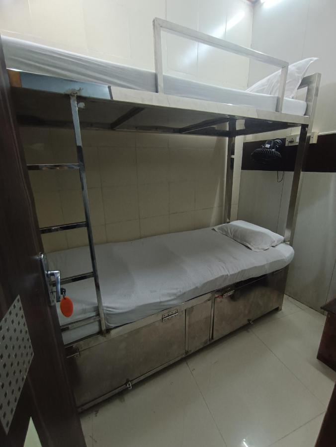 Single Room with Shared Shower and Toilet