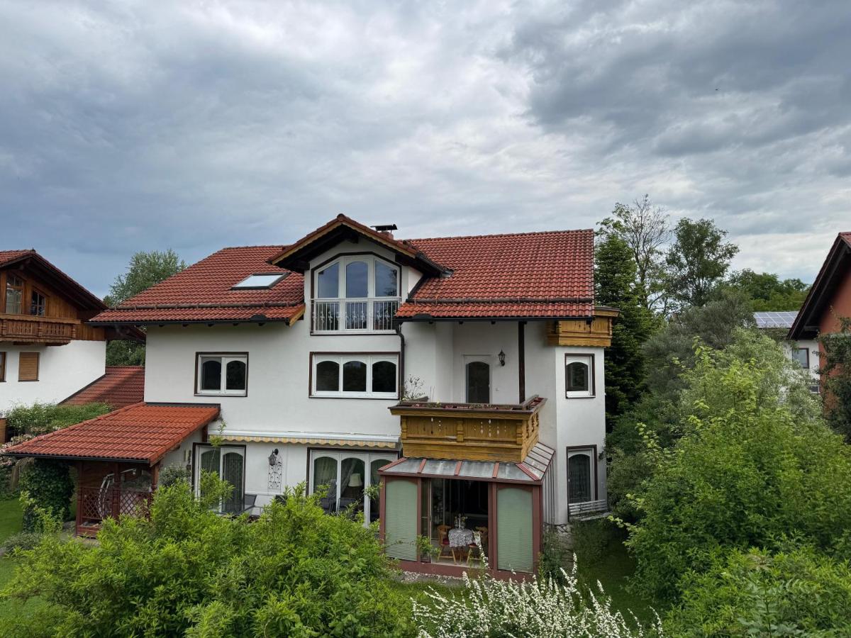 Villa am Goldbach - Bed and Breakfast Bad Aibling