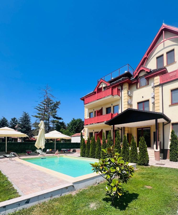 Diamond 2 - B&B