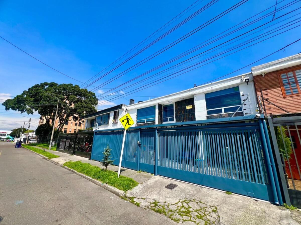 Casa de lujo en Bogotá, Jacuzzi, patio, BBQ - Ferienwohnung Bogotá