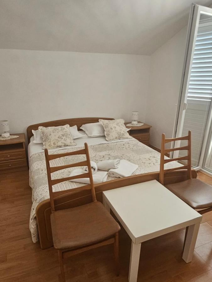Appartement - Vue sur Piscine 