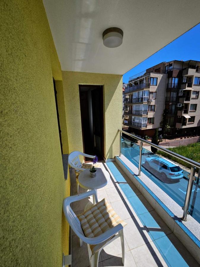 Apartments Near The Sea - B&B Primorsko