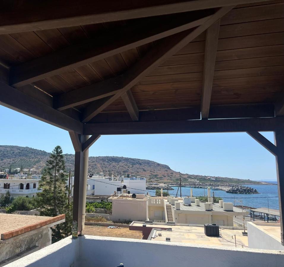 BLUE Beach House - Bed and Breakfast Mílatos