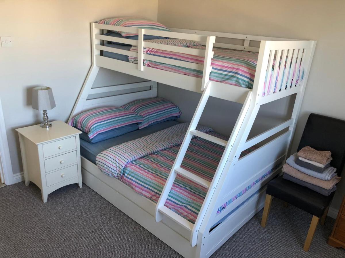 27 old castlecourt portrush - B&B Portrush