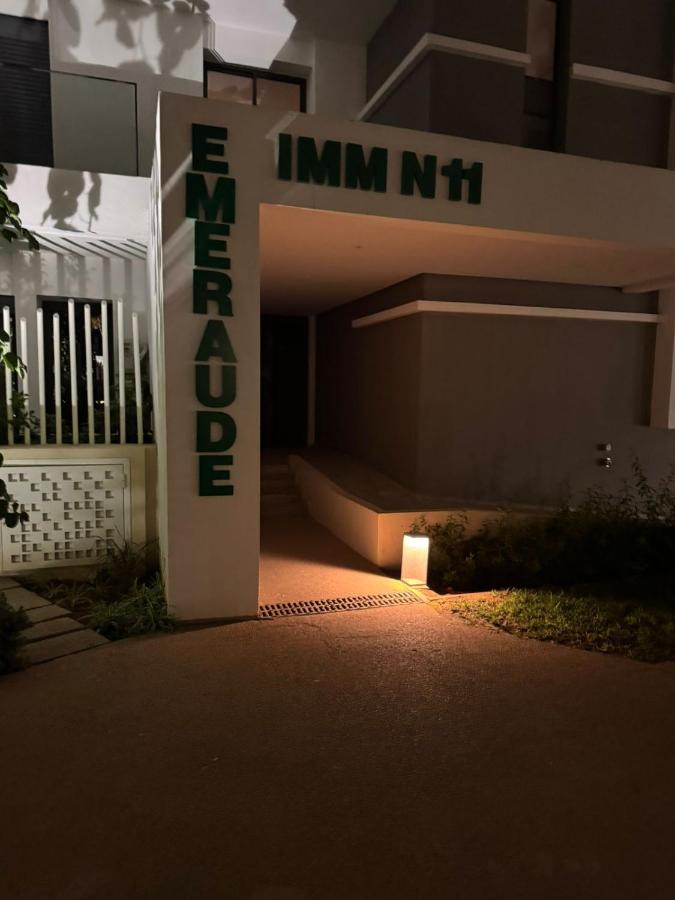 Les Emraudes- Classy Escape By Rabat Agdal Train Station - B&B