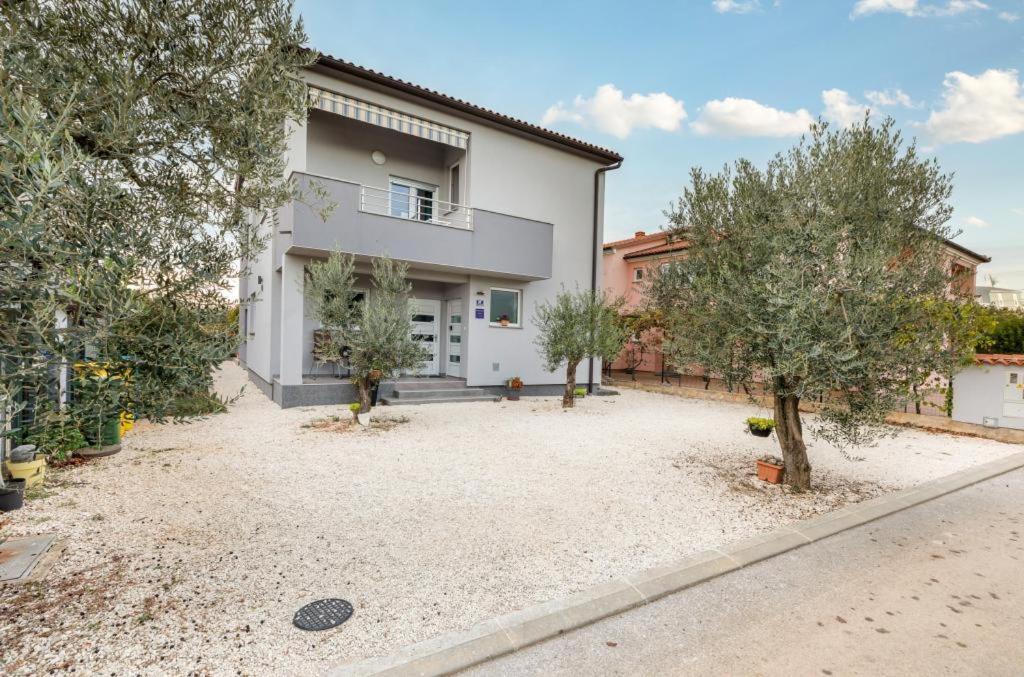 Apartmani Lukić - Bed and Breakfast Fažana