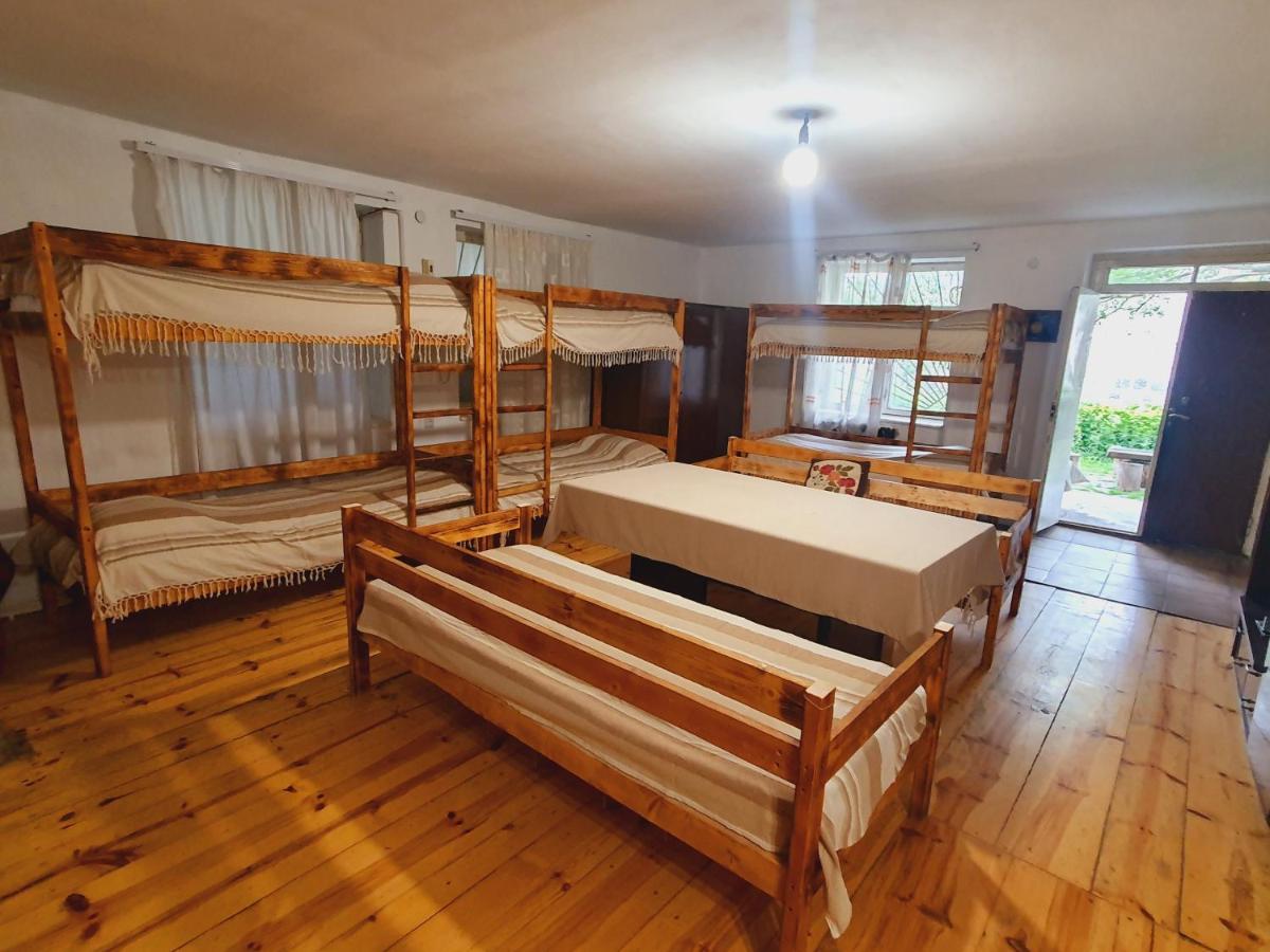 Cama en habitación compartida mixta de 6 camas