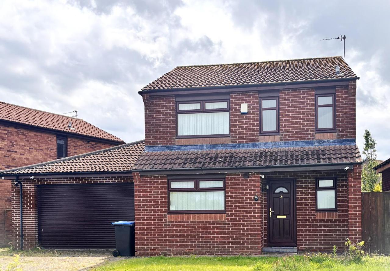Spacious Home for Workers & Families - Quiet area - Chambres d’hôtes Newton Aycliffe
