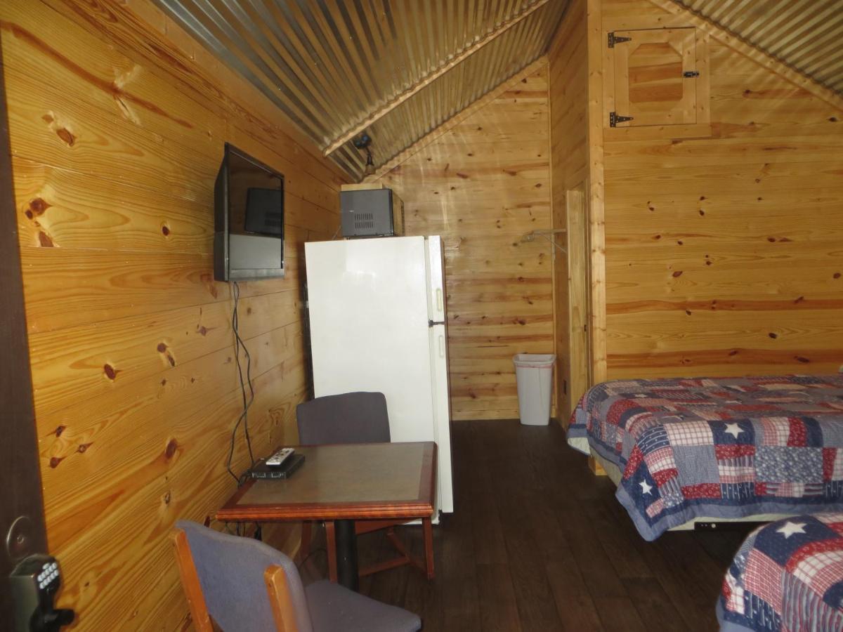 All Tucked Inn Cabins 2 - Ferienwohnung
