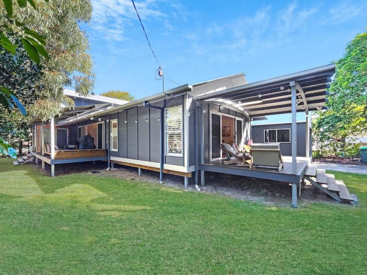 Mudjimba Beach Haven - Stroll to the Water - B&B