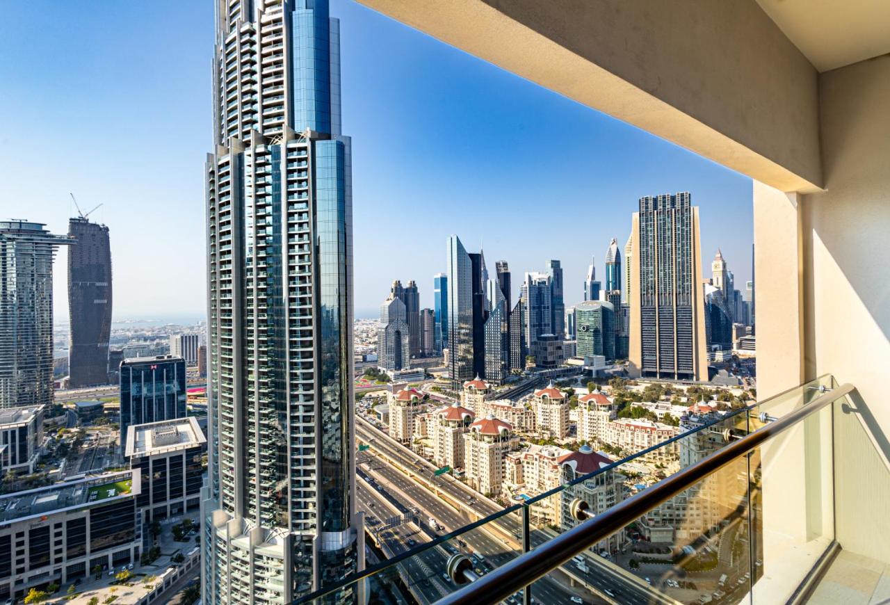 SuperHost EMAAR Residences Fashion Avenue - Former Address Dubai Mall Studio's & 1 BR - Bed and Breakfast Dubai
