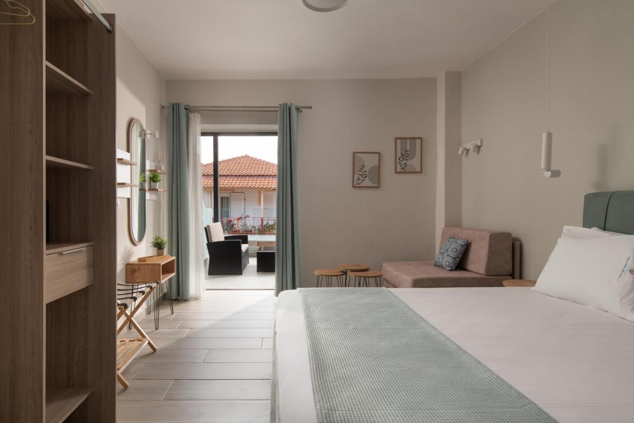 Deluxe Double Room with Extra Bed