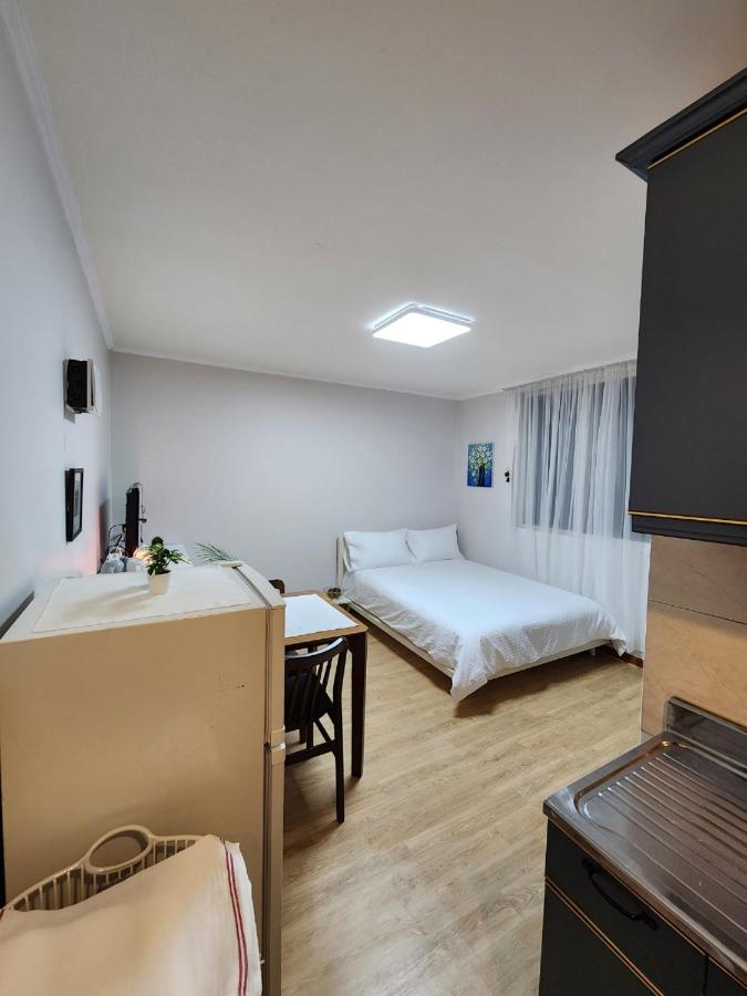 Flow - B&B