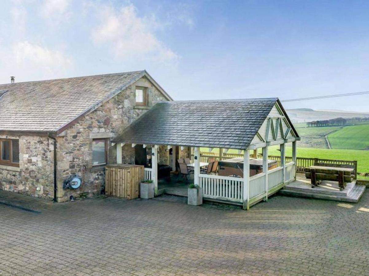 10 Guests - 5 Bedrooms - Deck - Hot Tub - B&B Edimburgo