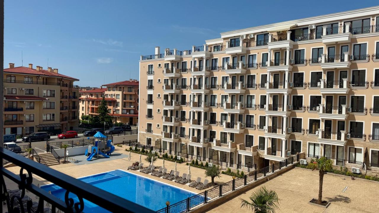 Emperium 1 Apartments Sveti Vlas - B&B Saint Vlas