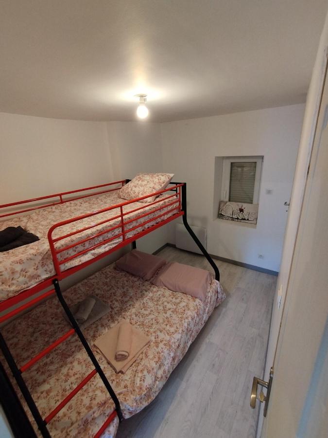 Jolie maison centre Ernée - B&B
