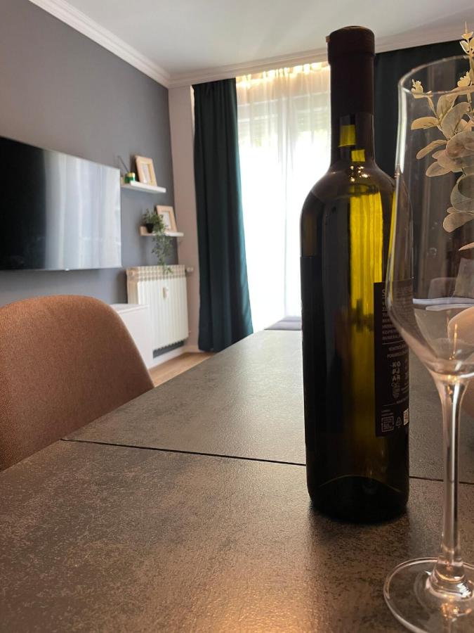 Siget 2BR Modern Retreat - B&B Zagabria