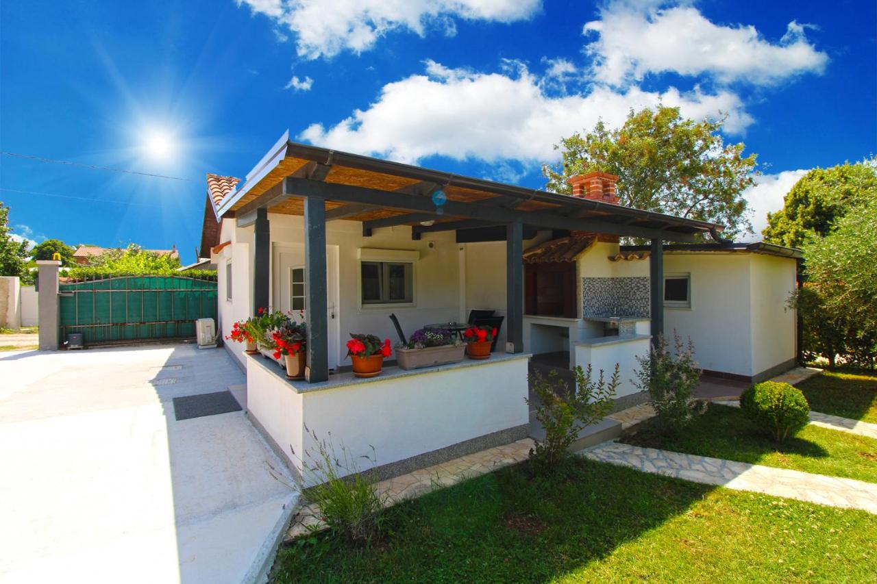 House Ankica 1818 - B&B