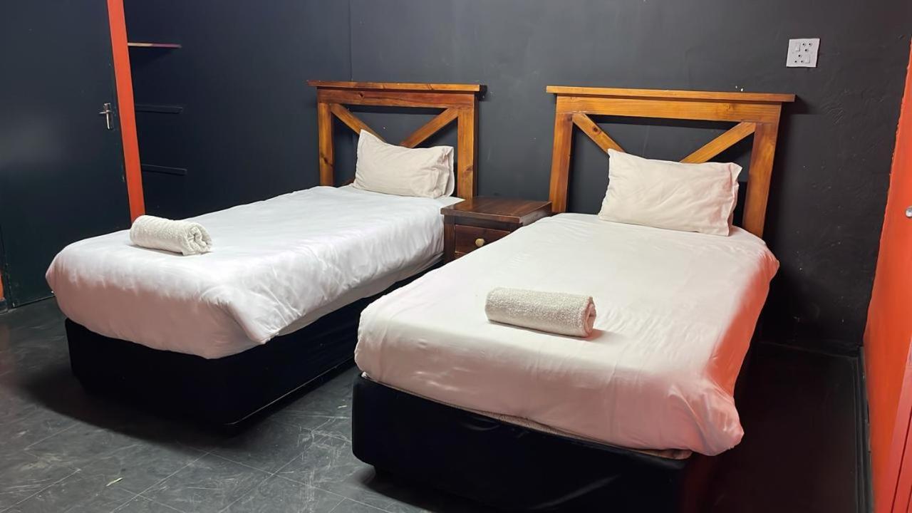 Phalaborwa Backpackers - B&B