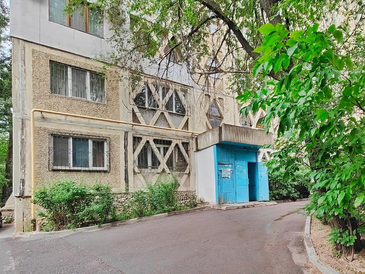 мкр Коктем1 дом 4 - Ferienwohnung Gornyy Gigant