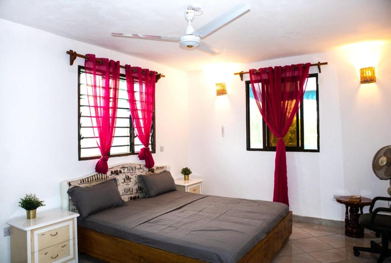 Sunhouse Diani Beach Apartment - Ferienwohnung