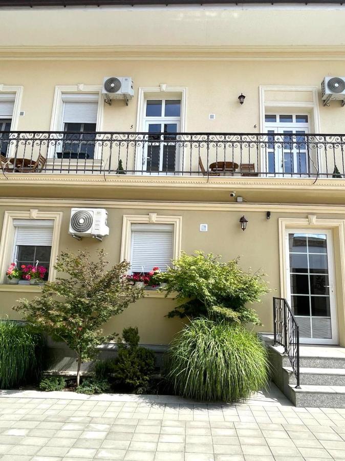 Princo Apartments - Chambres d’hôtes Hunedoara