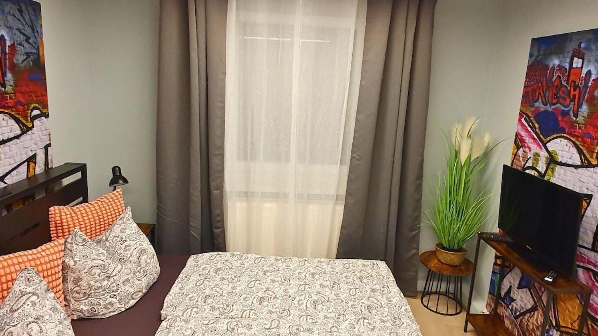 Gemütliche Ferienwohnung Berlin für 9 Personen - B&B
