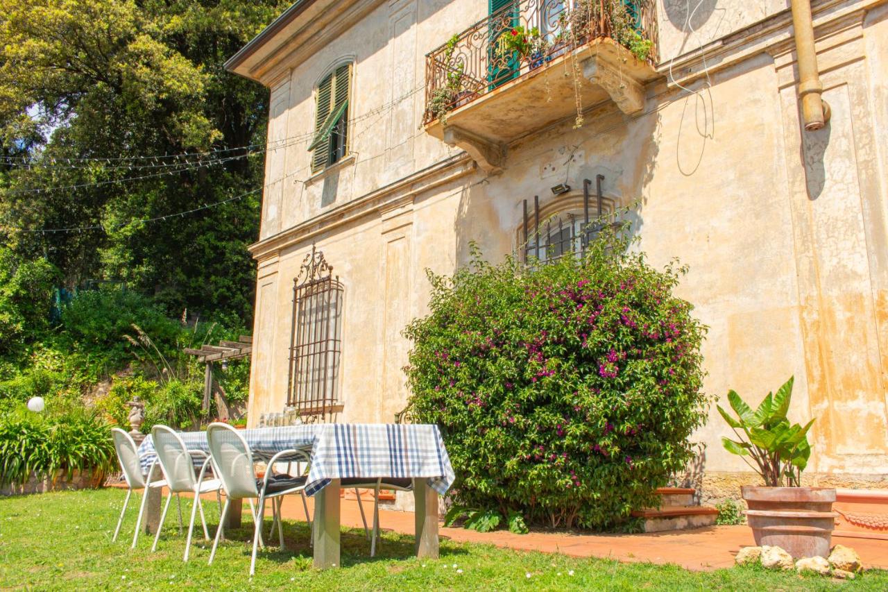 Caligo B&B stanza privata in villa d'epoca con giardino e vista mare - B&B