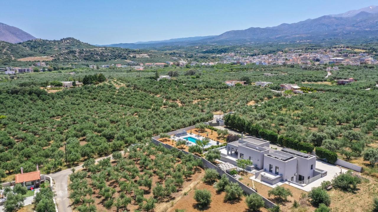 Nostra Terra Villa, 2-acre Secluded Nature Escape, By ThinkVilla - Ferienwohnung Pérama