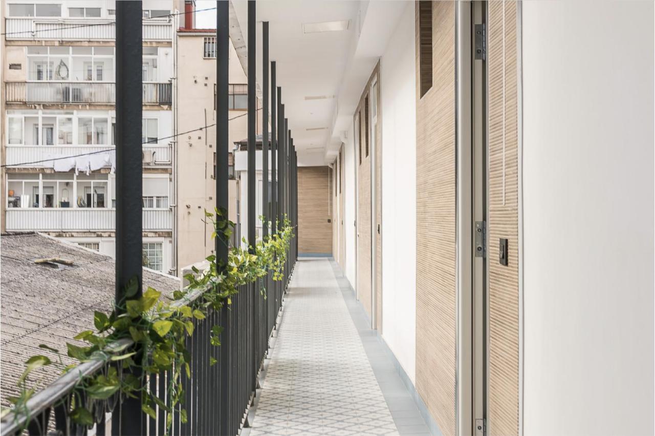 Superior One-Bedroom Apartment with Balcony