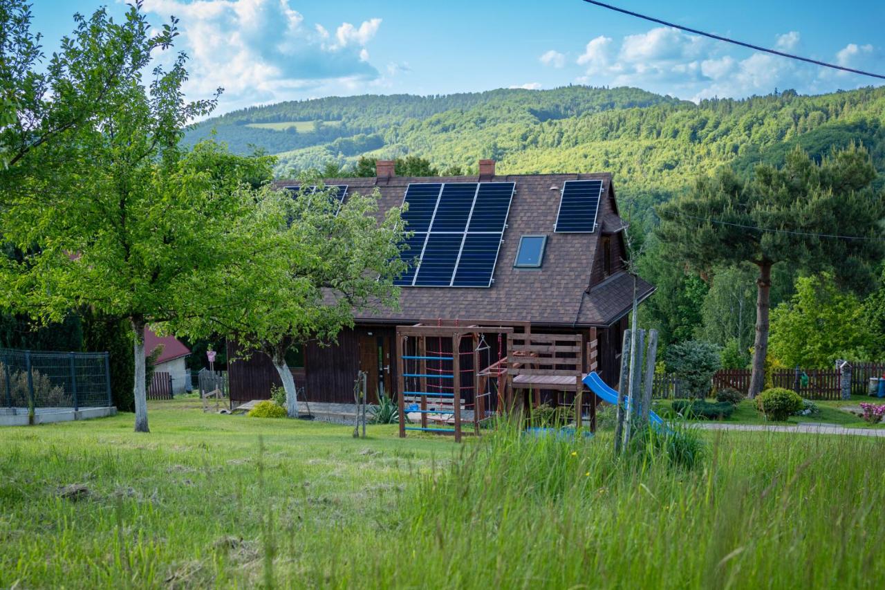 Beskidzki Zakątek Ustroń - Przytulny domek z kominkiem, idealny na relaks i ucieczkę od miasta - B&B