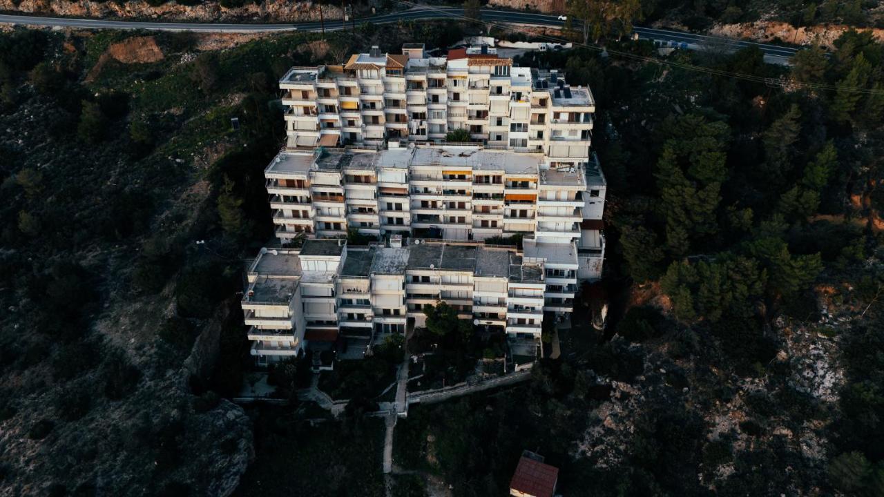 Ble Property Atlas 8 - B&B Loutráki