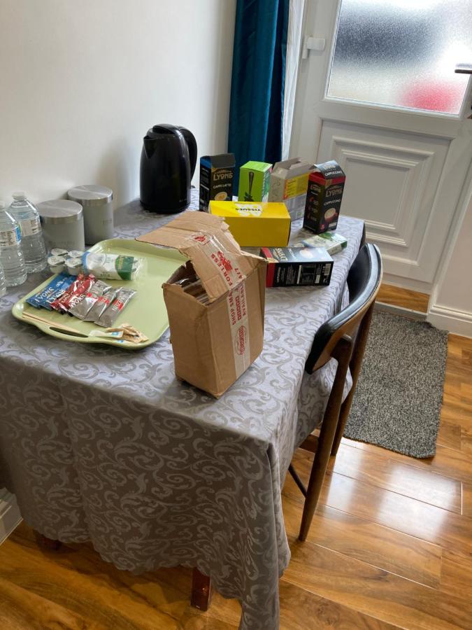 Room to stay 9 ilfracombe avenue Newcastle Upon Tyne Ne4 8ru - Chambres d’hôtes Elswick