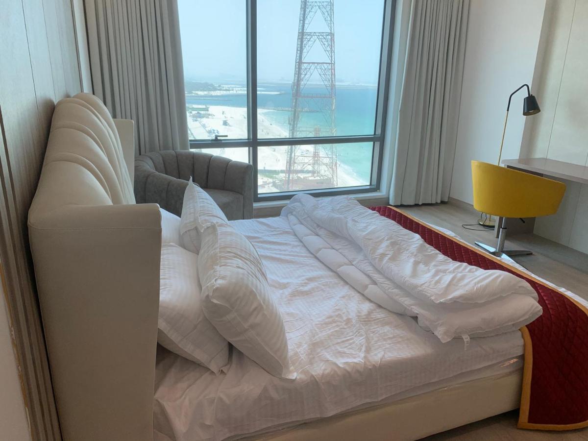 Three-Bedroom Apartment - Oceanfront