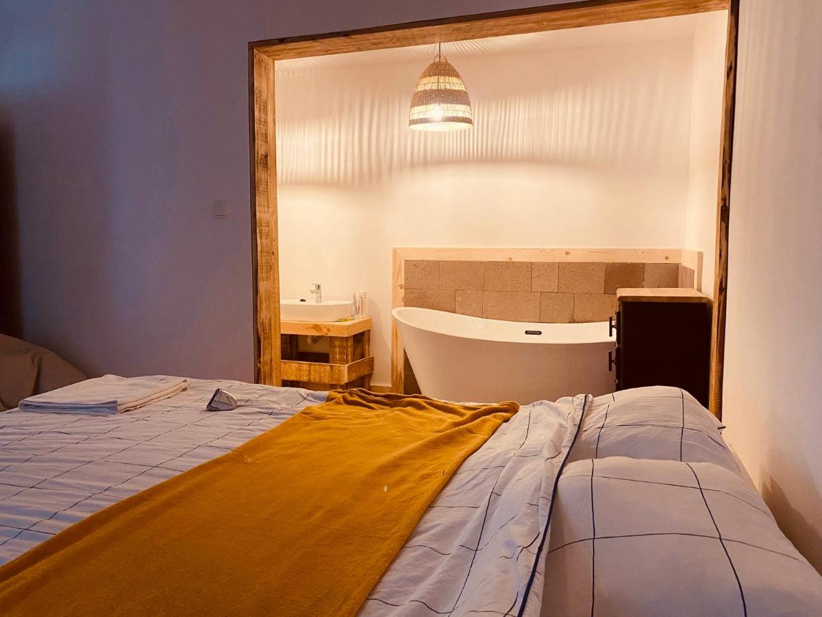Menasagi Sit & Dream Cottage 2 - B&B Armășenii Noi