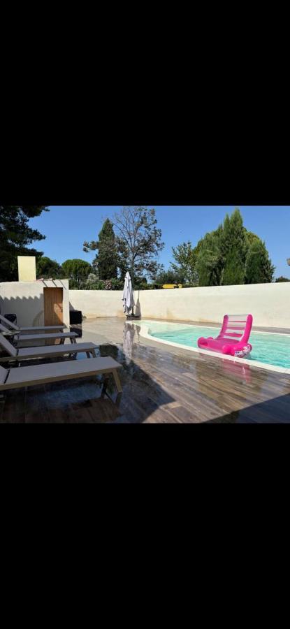 Villa , piscine , jacuzzi 10 min de la mer - B&B Lunel
