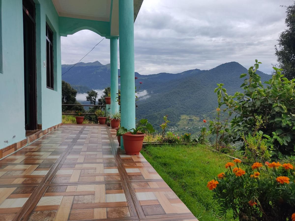 Nanda Devi Home Stay - B&B Sāri