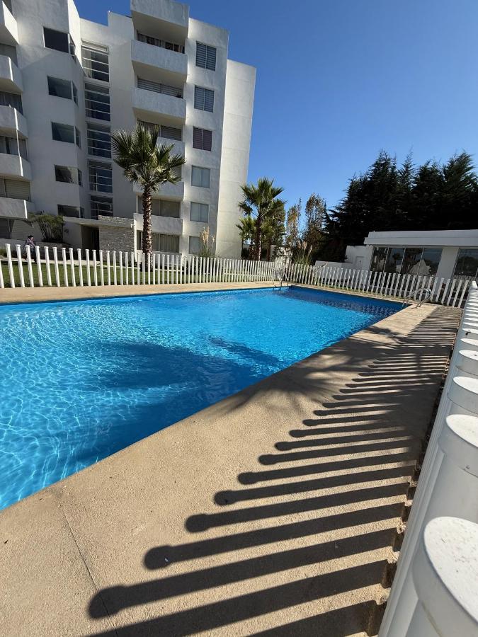 Departamento en La Serena Condominio Distrito Verde Cercano al Faro - Chambres d'hôtes La Serena