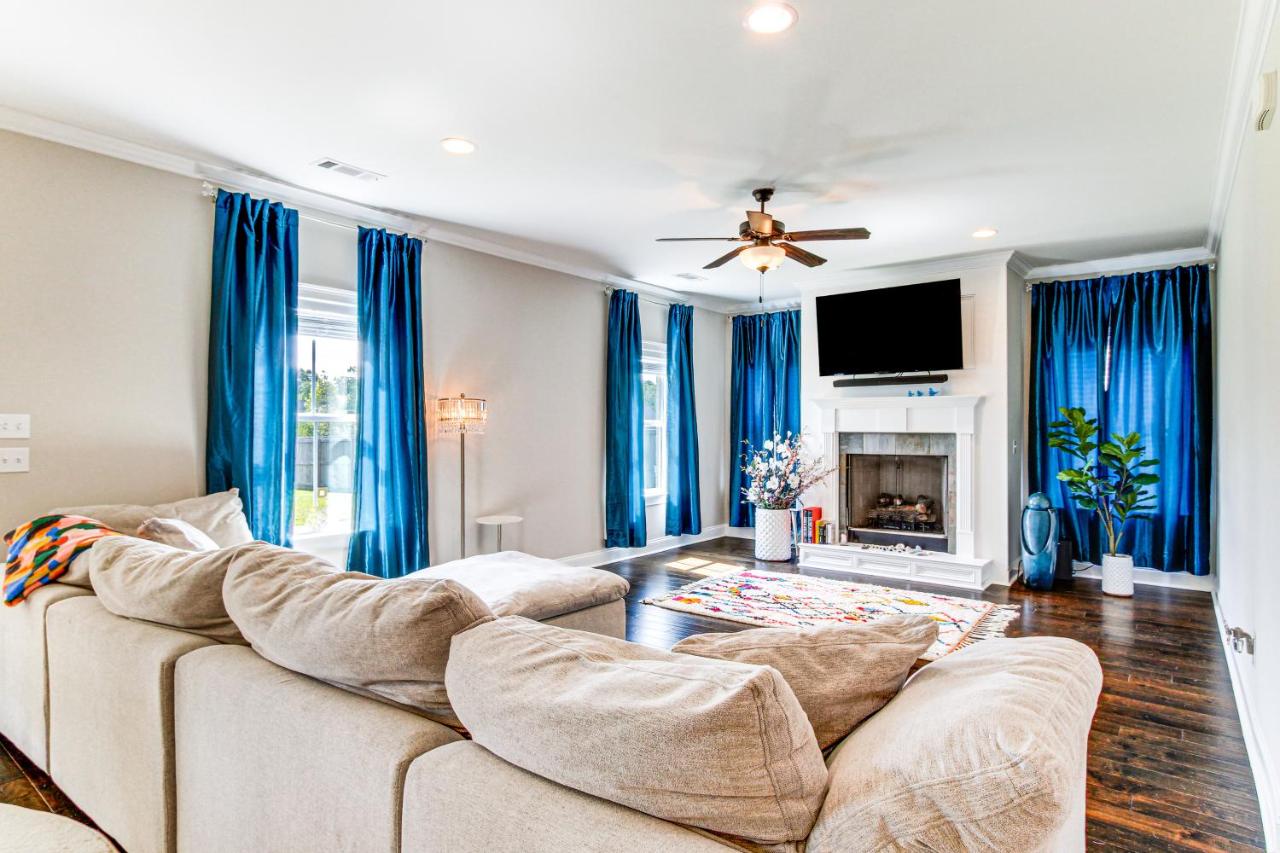 4 Mi to Dtwn: Stylish Home w/ Large Yard in Dothan - Bed and Breakfast Dothan
