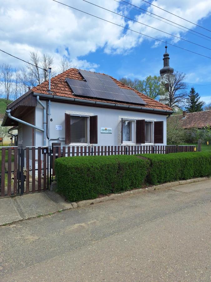 Nyugvópont Vendégház Mátraballa - Chambres d’hôtes Mátraballa