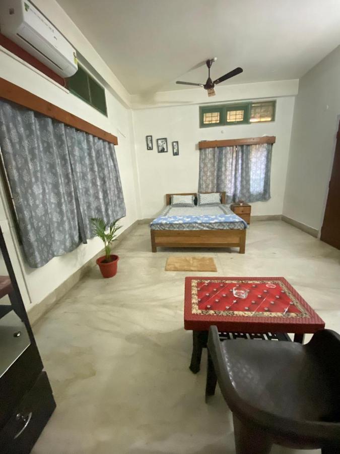 Purple Orchid - B&B Guwahati