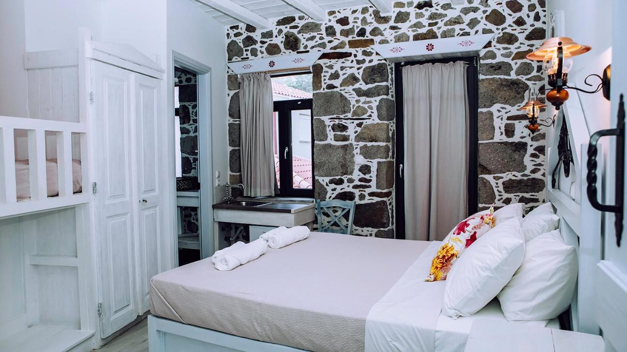 Rodakas Rooms-Viktoras - B&B