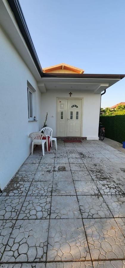 A Story Worth Staying In - Bed and Breakfast Shkodër