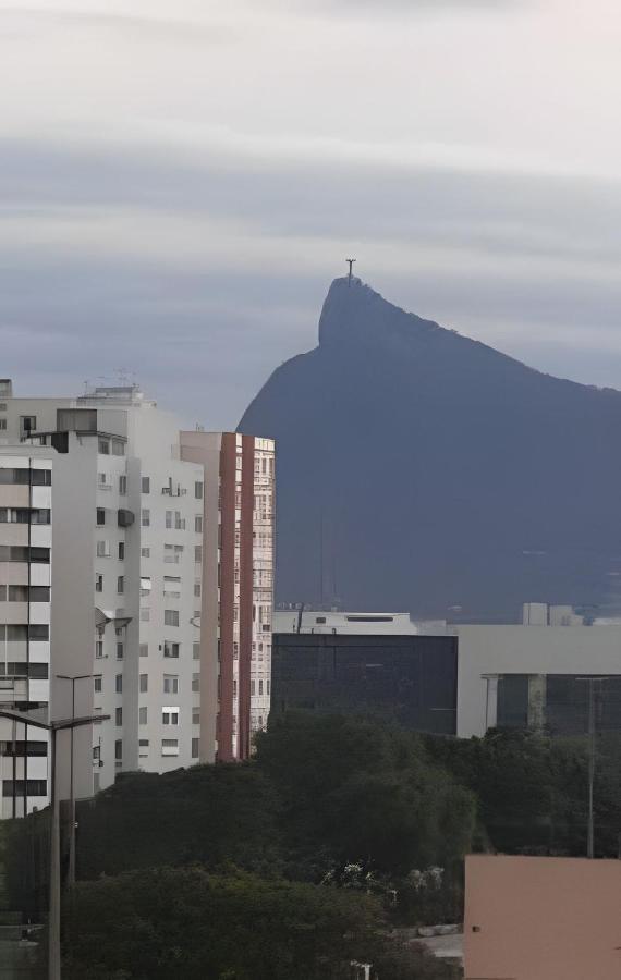 Studio Niterói-Barcas 604 - B&B