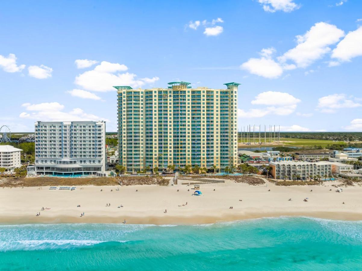 Aqua Beach Resort by Panhandle Getaways - B&B Panama City Beach