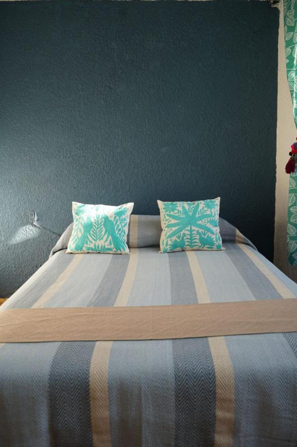 Tweepersoonskamer met Gedeelde Badkamer