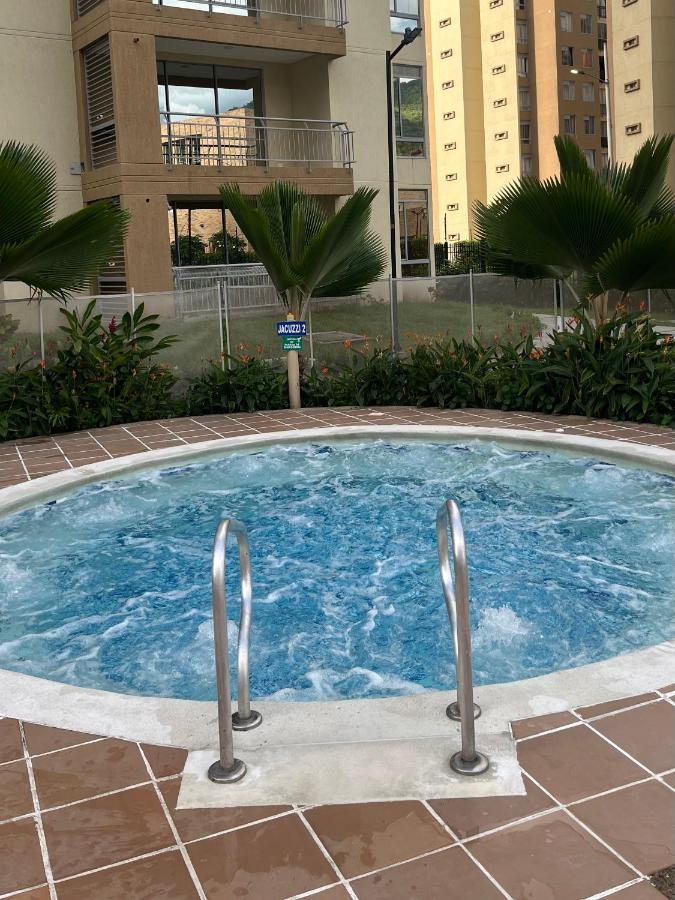 Cómodo apartamento Ámbar - Villeta - B&B